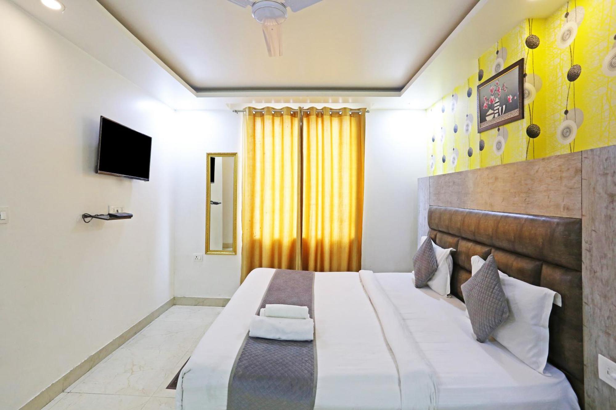Hotel Broadway, Near Delhi Airport, New Delhi