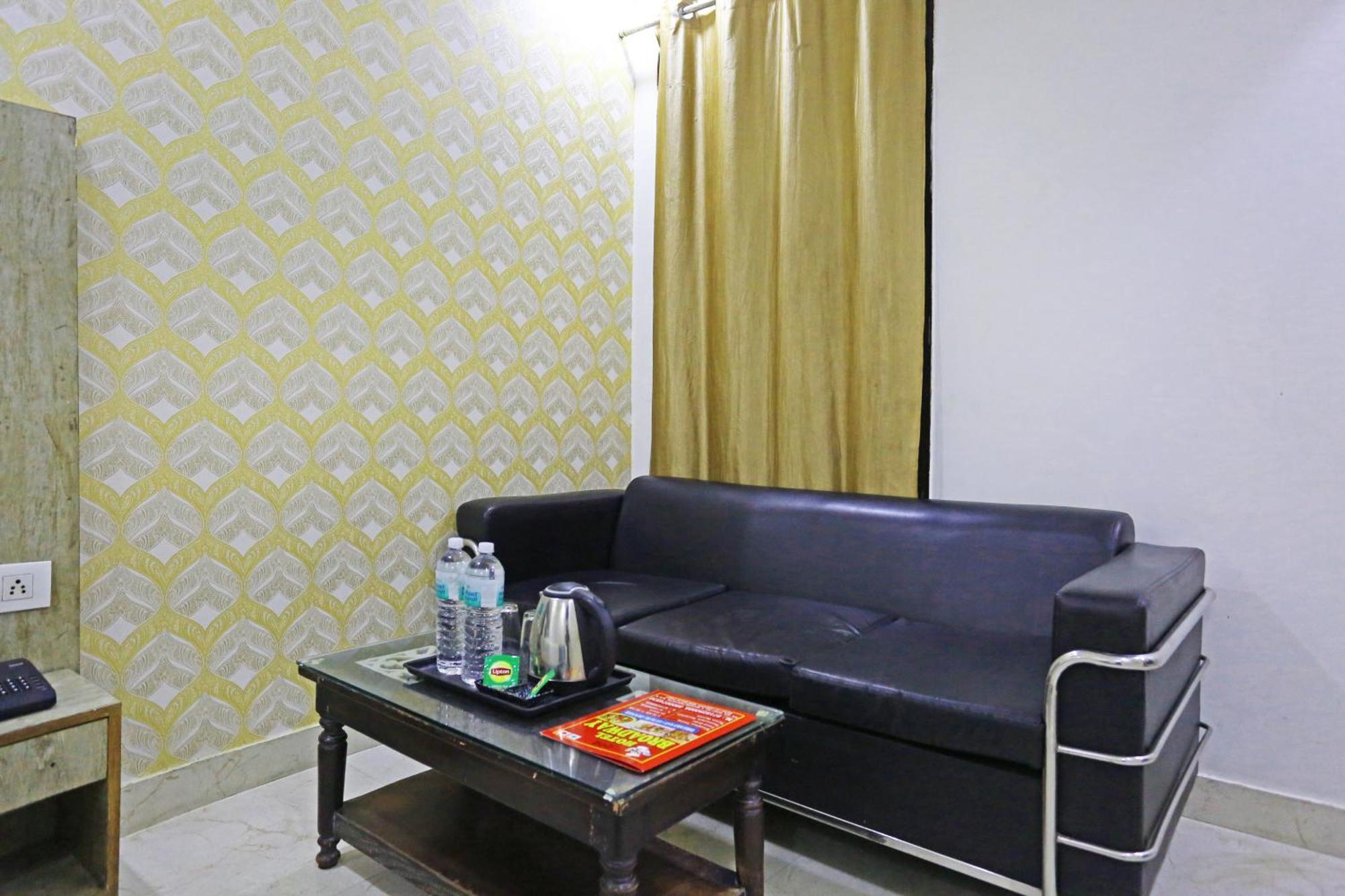 Broadway, Near Delhi Airport, Hotel New Delhi